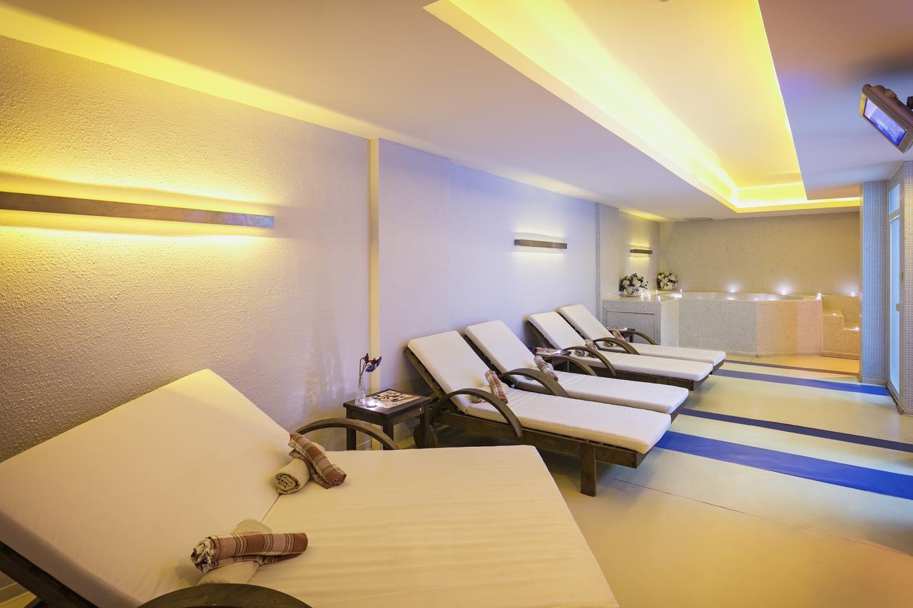 Sisus Hotel Çeşme Εξωτερικό φωτογραφία