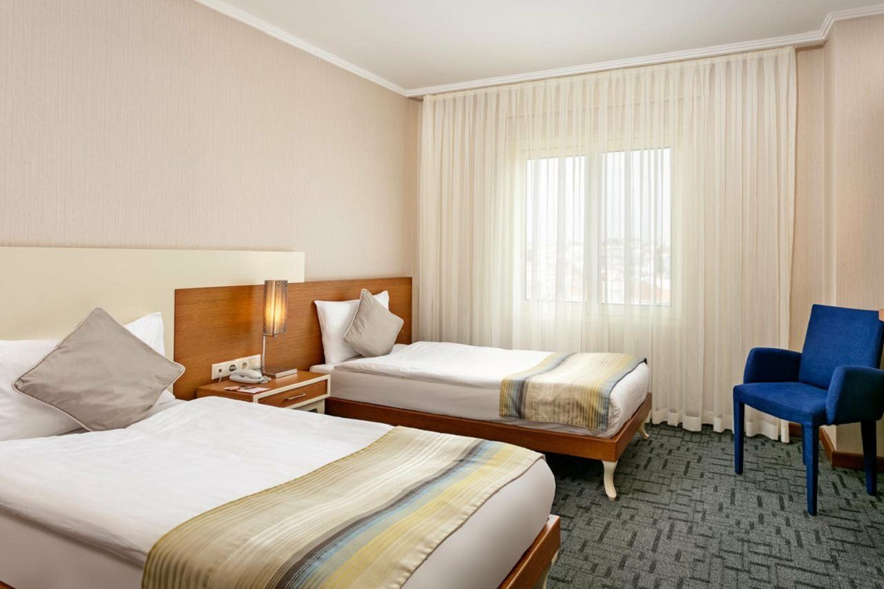 Sisus Hotel Çeşme Εξωτερικό φωτογραφία