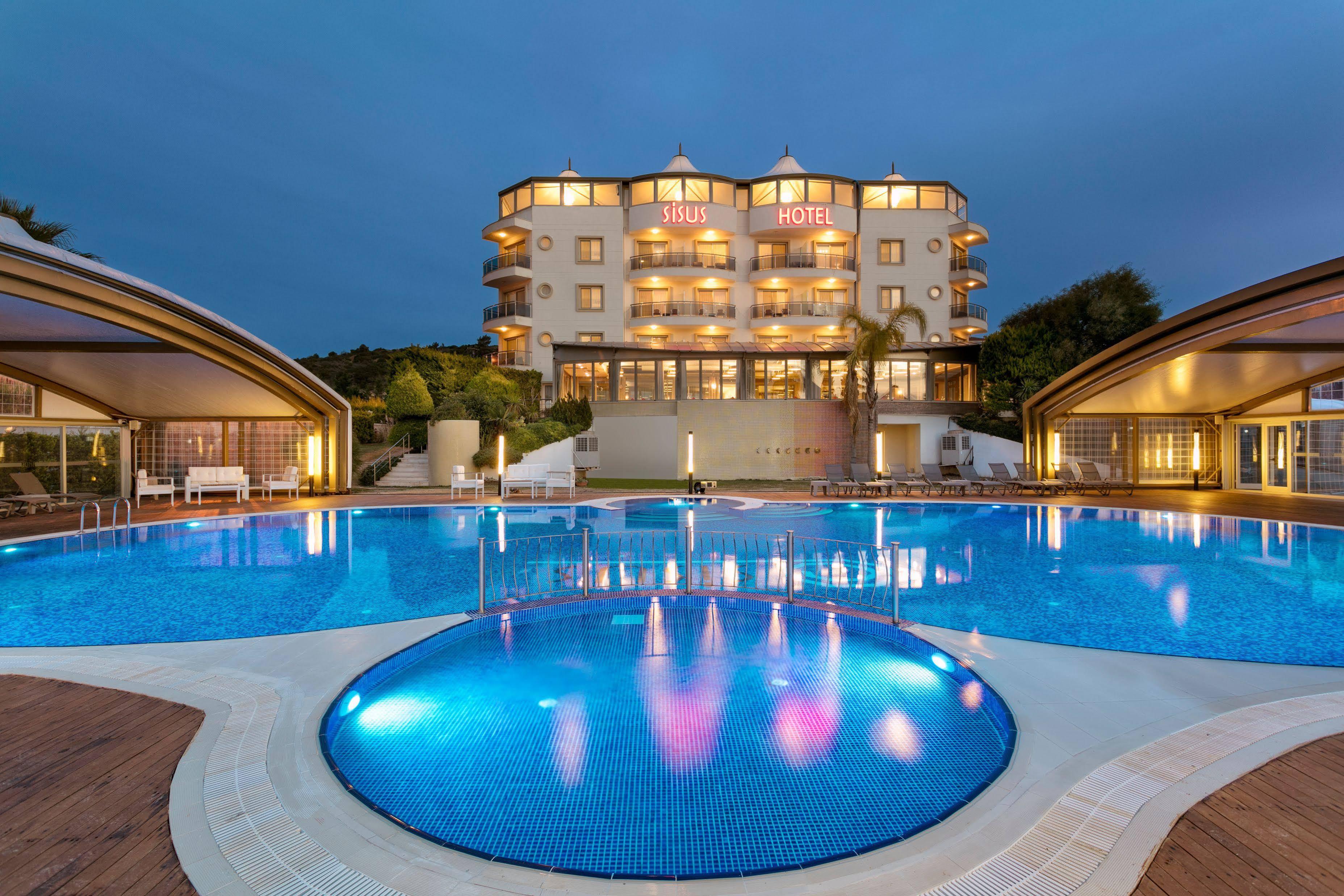 Sisus Hotel Çeşme Εξωτερικό φωτογραφία